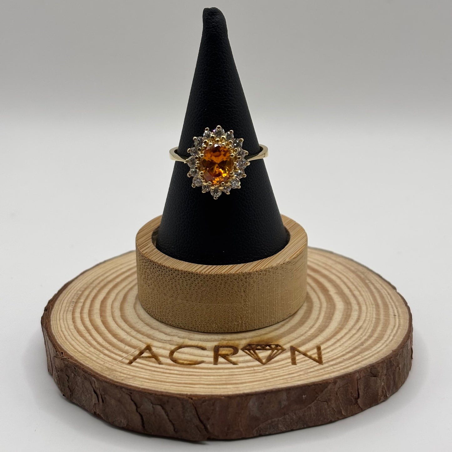 Anillo Roseta de Oro 18K con Piedra Citrino y Circones 4,08 g