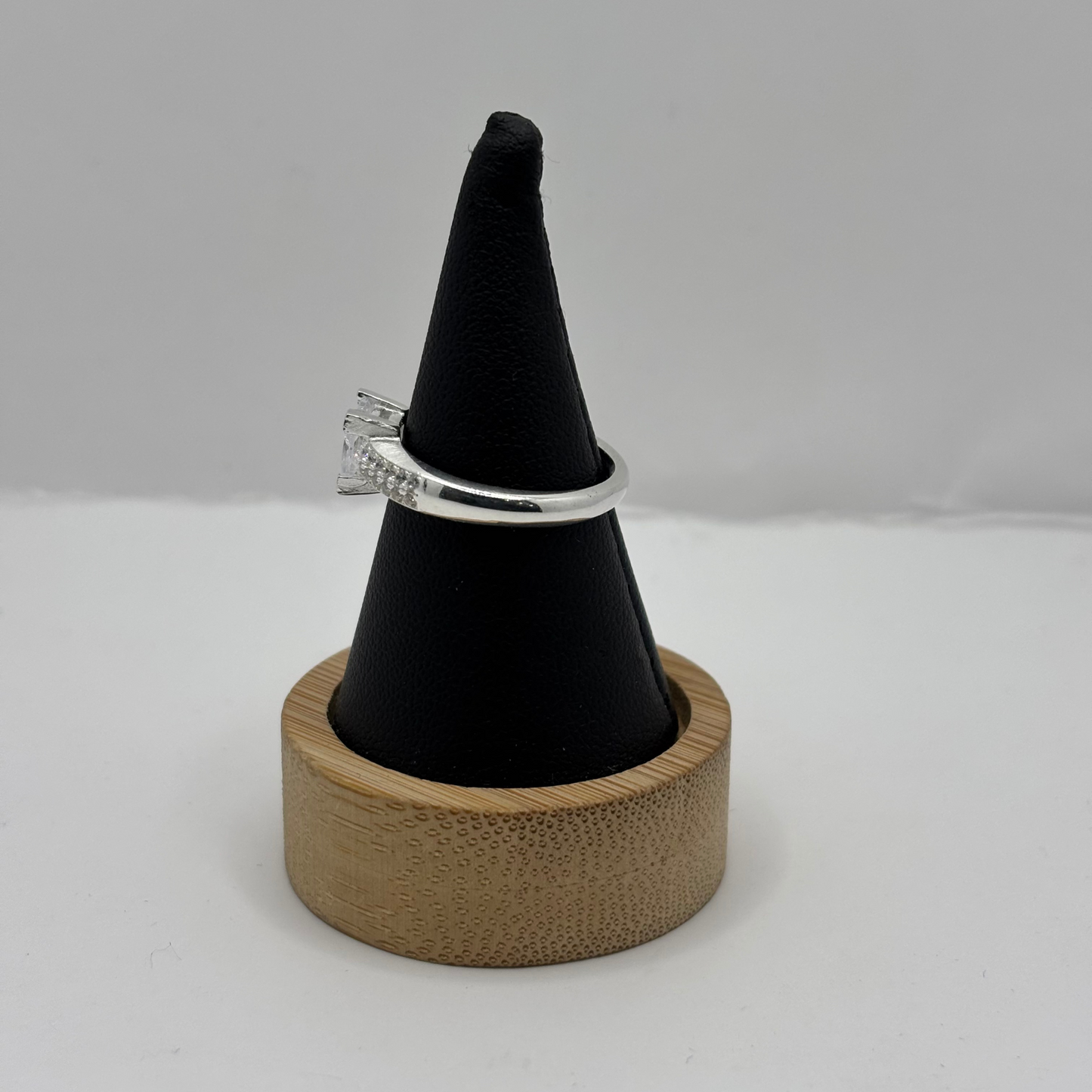 Anillo de Plata 925 Mujer Circones Piedra Central (Talla 15)