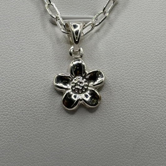 Colgante Diseño de Flor en Plata 925
