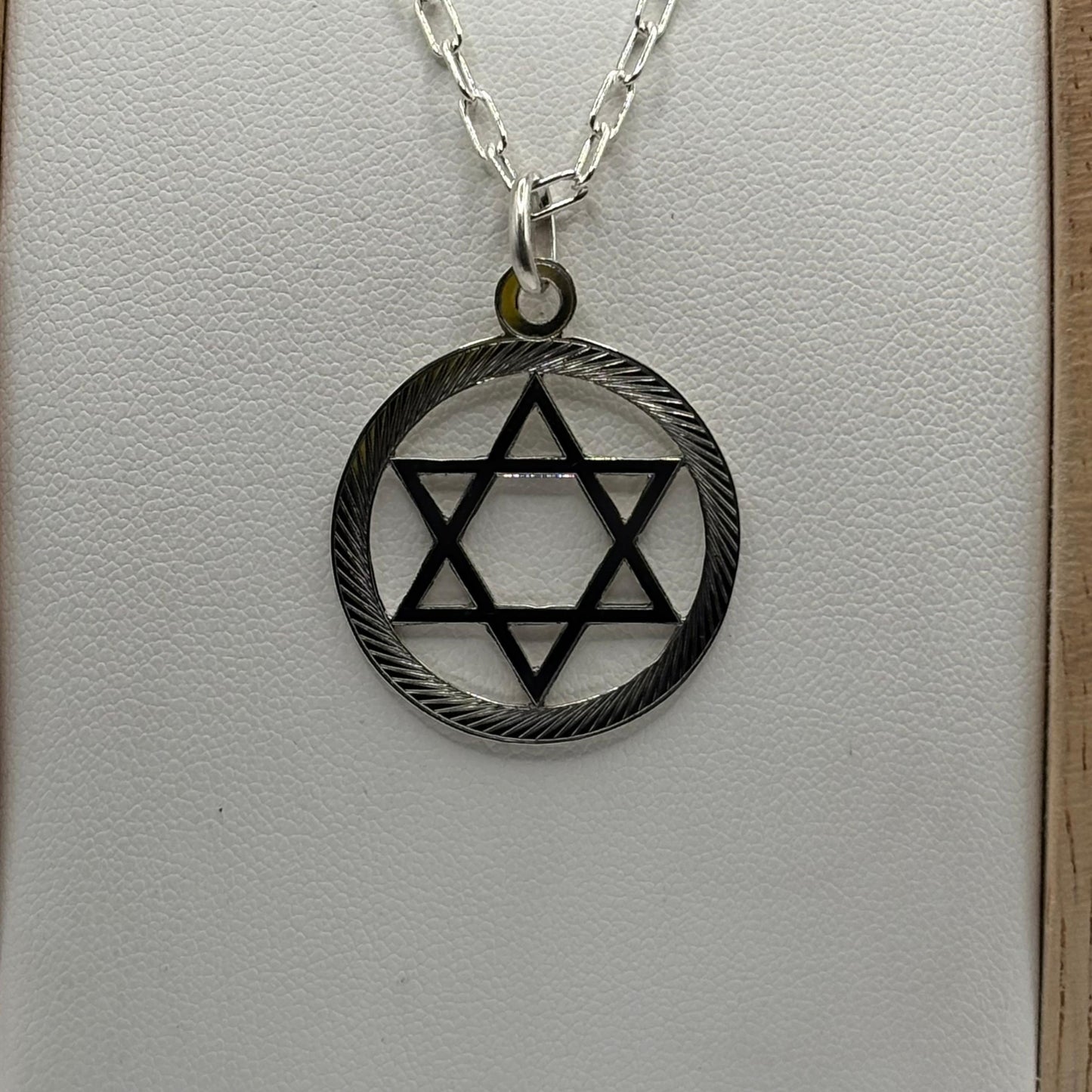 Colgante Estrella de David Circular en Plata 925