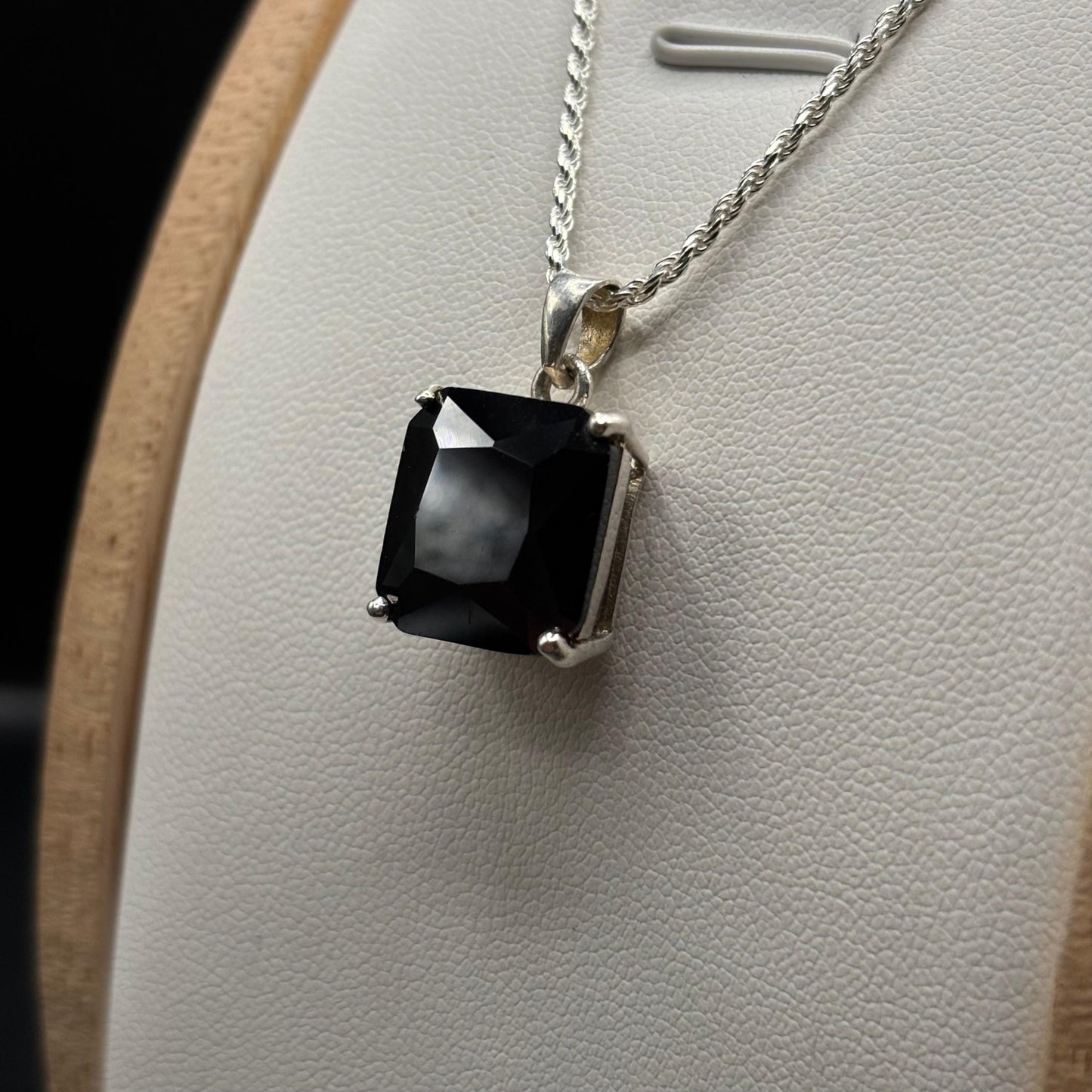 Colgante Piedra Negra en Plata 925