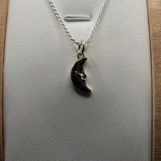 Colgante Media Luna con Cara en Plata 925 (2 cm)