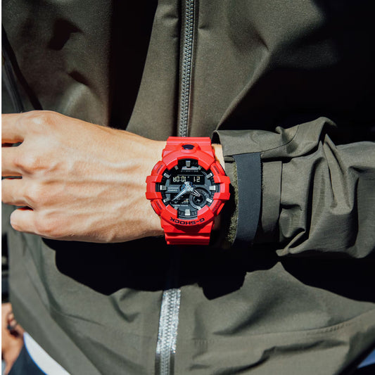 Reloj Casio G-SHOCK GA-700-4A Rojo