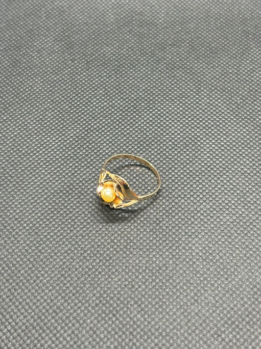 Anillo de Oro Flor Perla