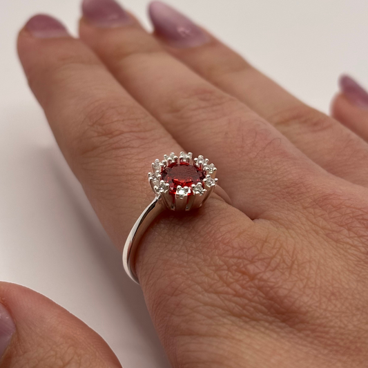 Anillo de Plata 925 Mujer Piedra Roja Circones (Talla 15)