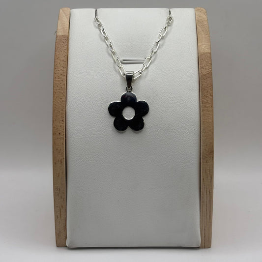 Colgante Flor Minimalista en Plata 925