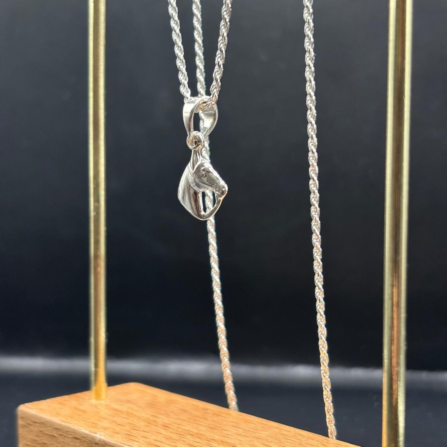 Colgante de Cabeza de Caballo en Plata 925