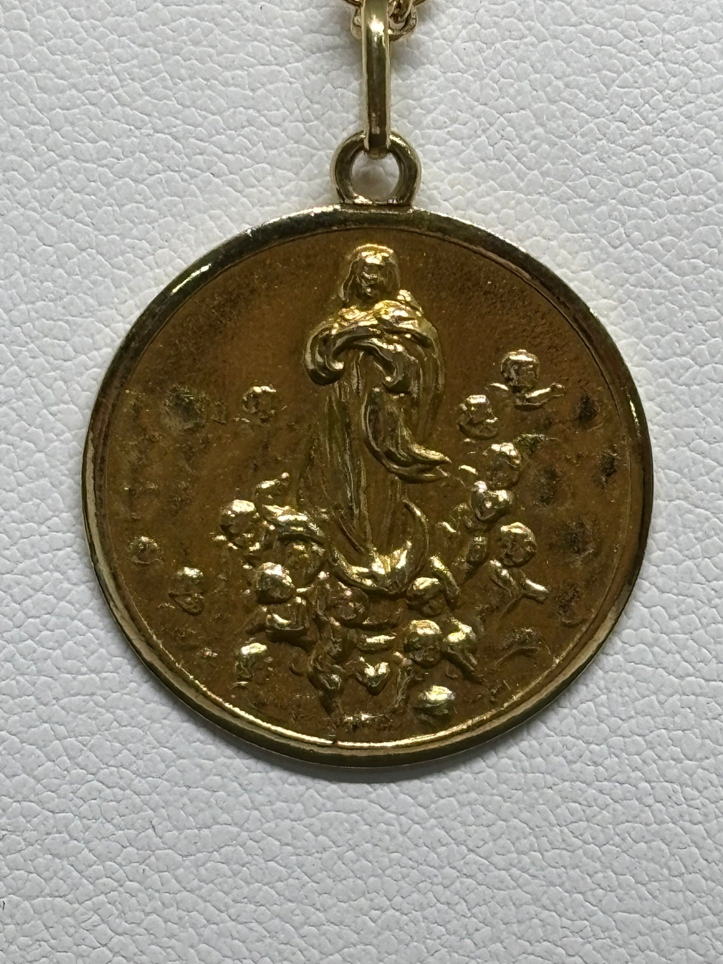 Colgante de Oro Virgen María Inmaculada Concepción